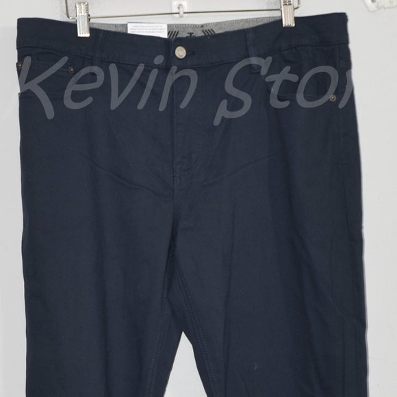 Blue Izod Men's Stretch 5 Pocket Regular Fit Jeans - Picture 4 of 8